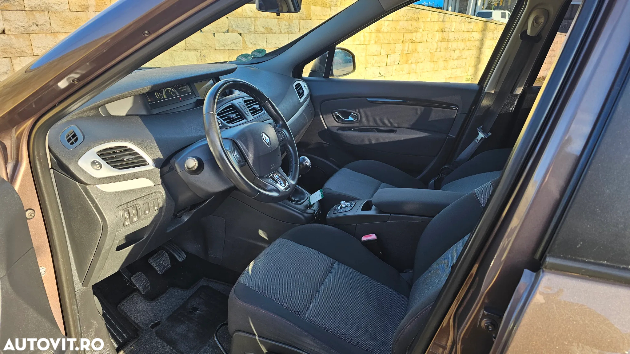 Renault Scenic ENERGY TCe 130 INITIALE PARIS - 20