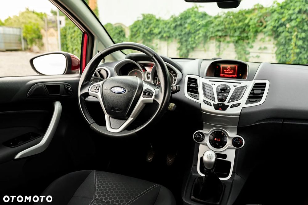 Ford Fiesta 1.6 Ti-VCT Ghia - 27
