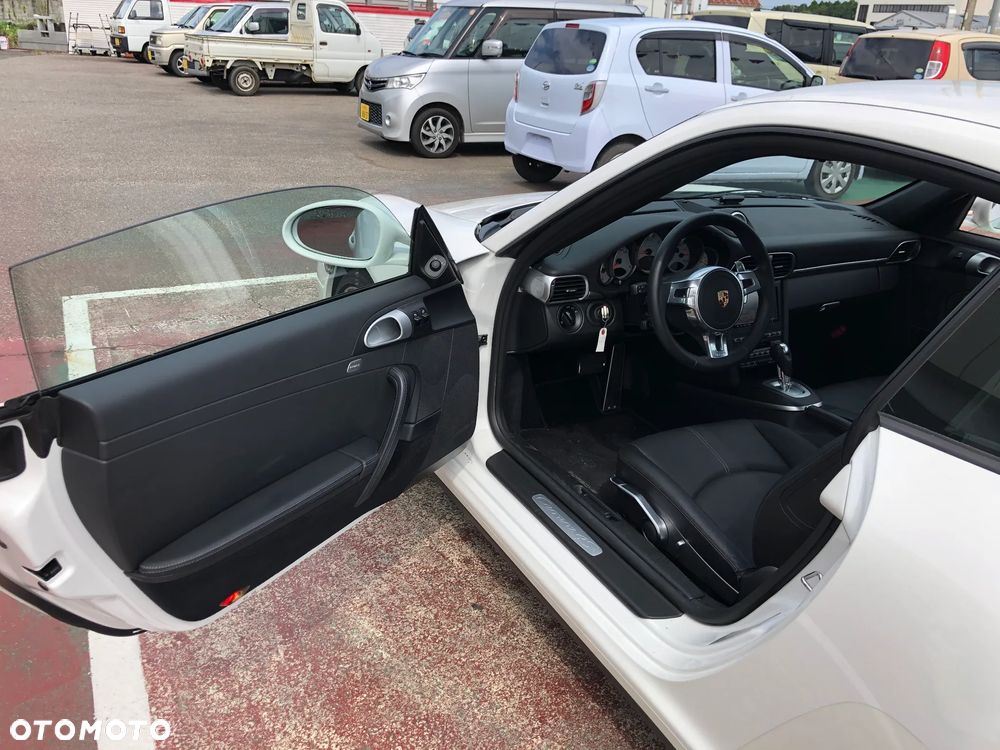 Porsche 911 Carrera 4S PDK - 23