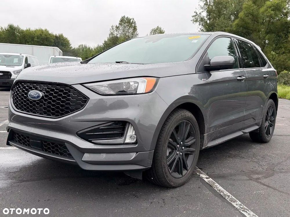 Ford Edge - 2