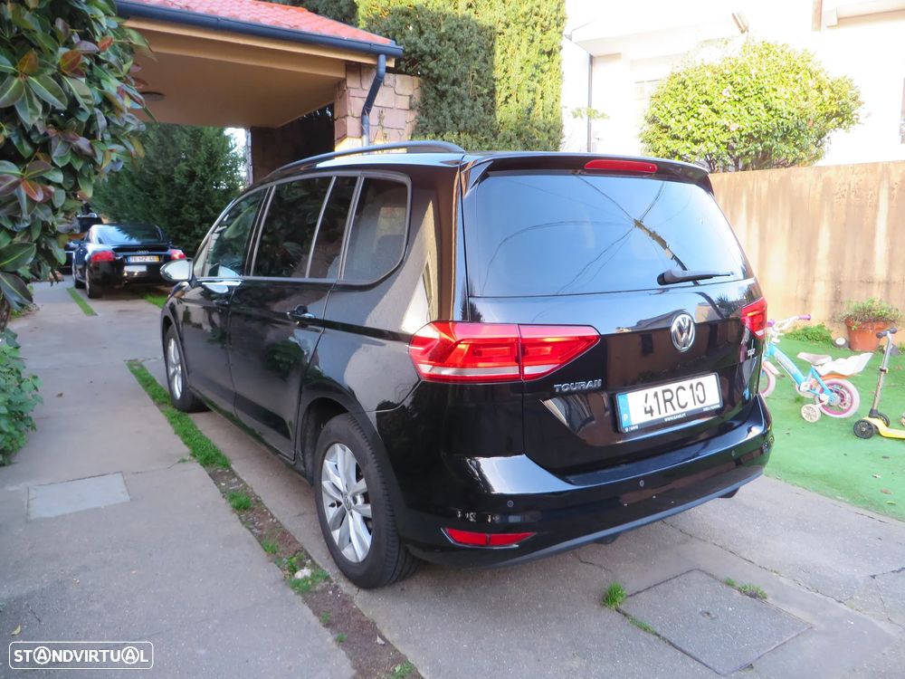 VW Touran 1.6 TDI Confortline DSG - 1