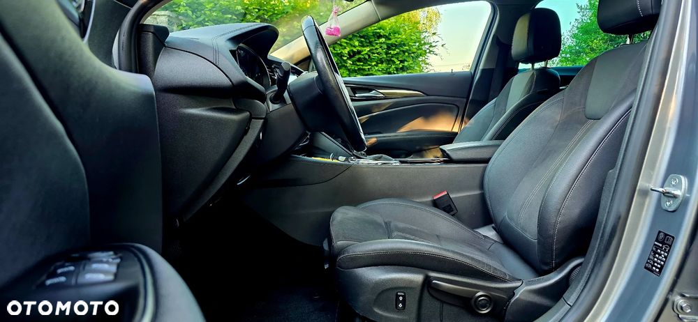 Opel Insignia 2.0 CDTI 4x4 Ultimate S&S - 9
