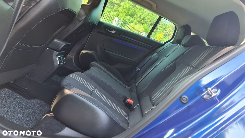 Renault Megane ENERGY dCi 165 EDC GT - 9