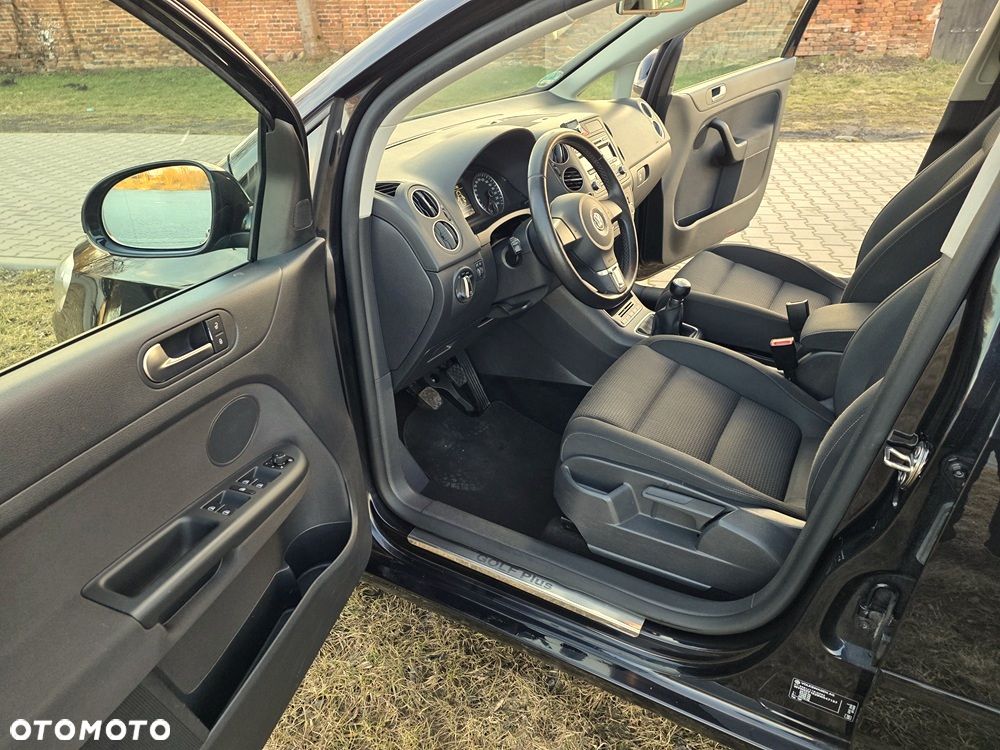 Volkswagen Golf Plus 1.6 TDI Comfortline - 14