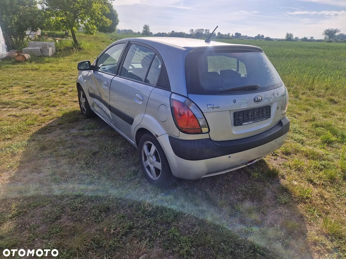 Kia Rio 1.6 Spirit - 5