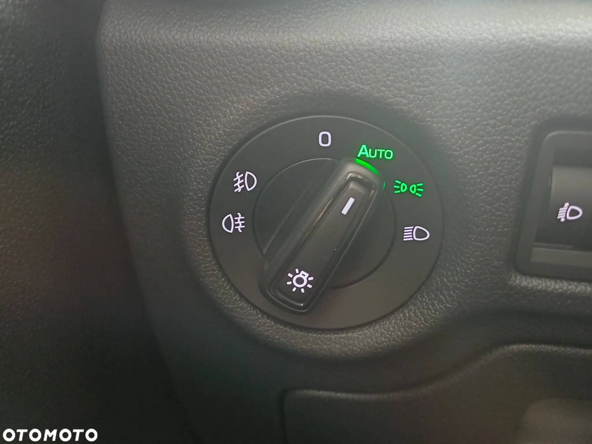 Skoda Fabia 1.0 TSI Edition 130 DSG - 18