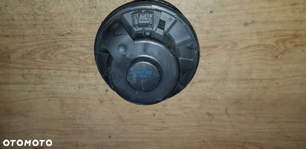 FORD FOCUS MK II WENTYLATOR NAWIEWU DMUCHAWA 3M5H-18456-EC - 1