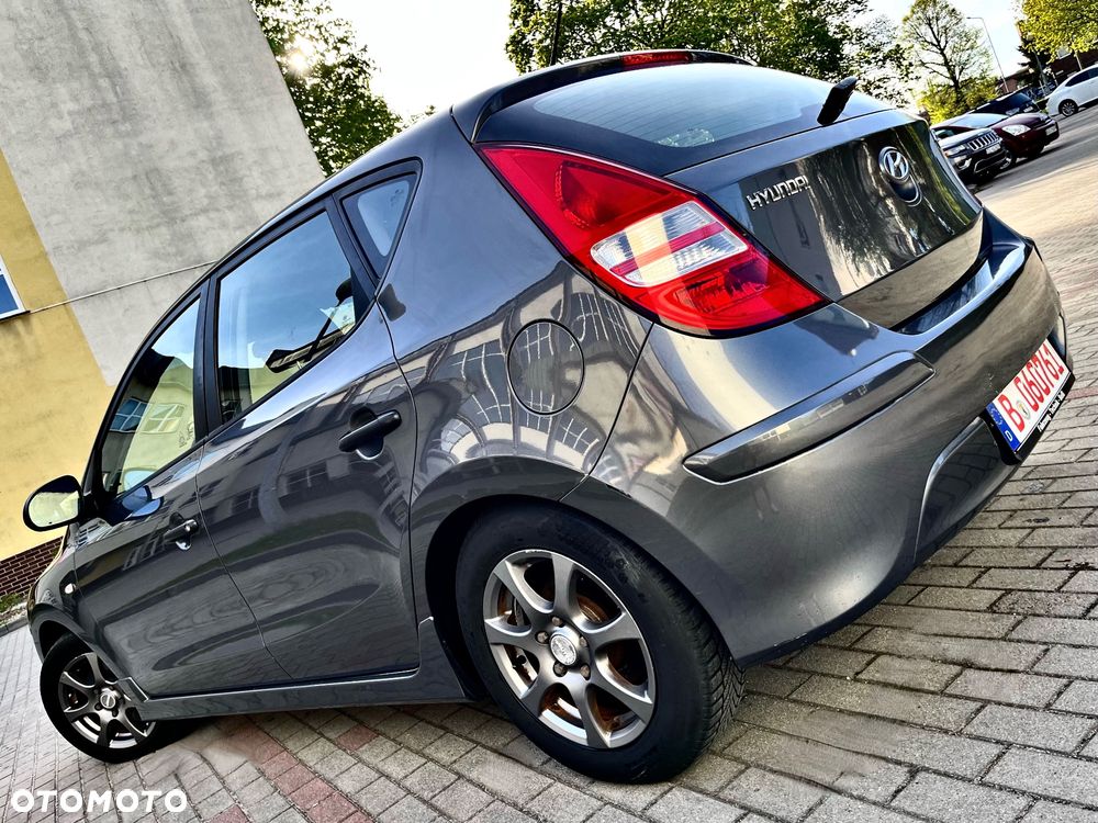 Hyundai i30 1.4 FIFA WM Edition - 4