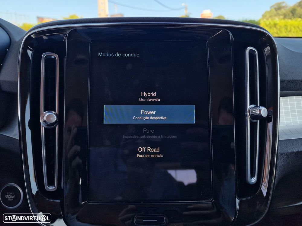 Volvo XC 40 T4 Recharge DKG Core - 33