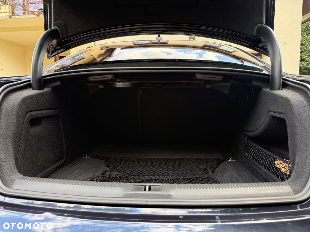 Audi A4 Limousine - 23