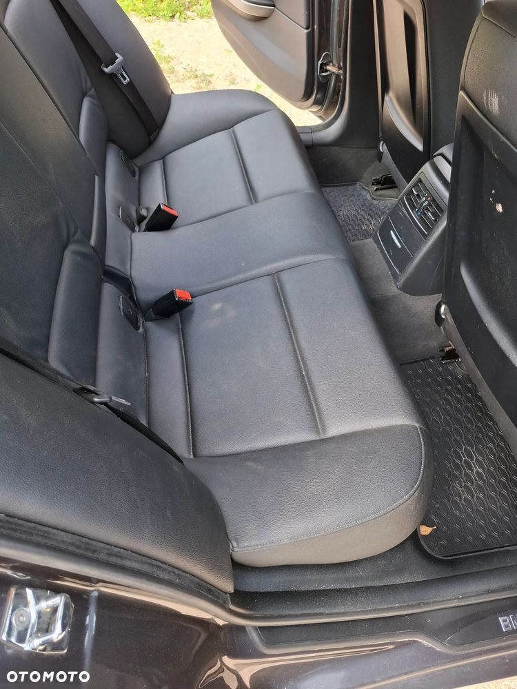 BMW Seria 3 318d - 8