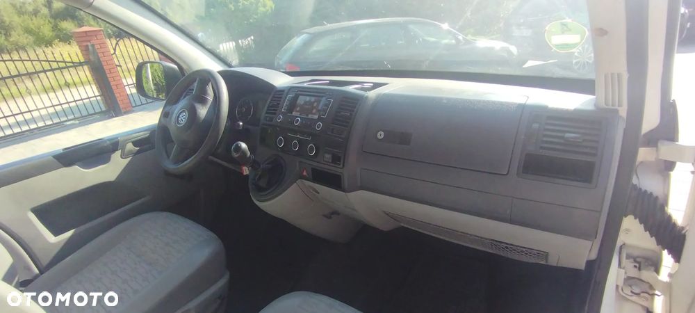Volkswagen T5 - 14