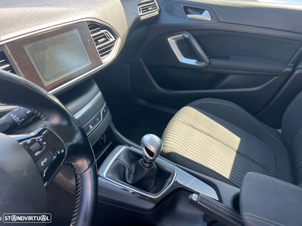 Peugeot 308 SW BlueHDi 120 Stop & Start Style - 20