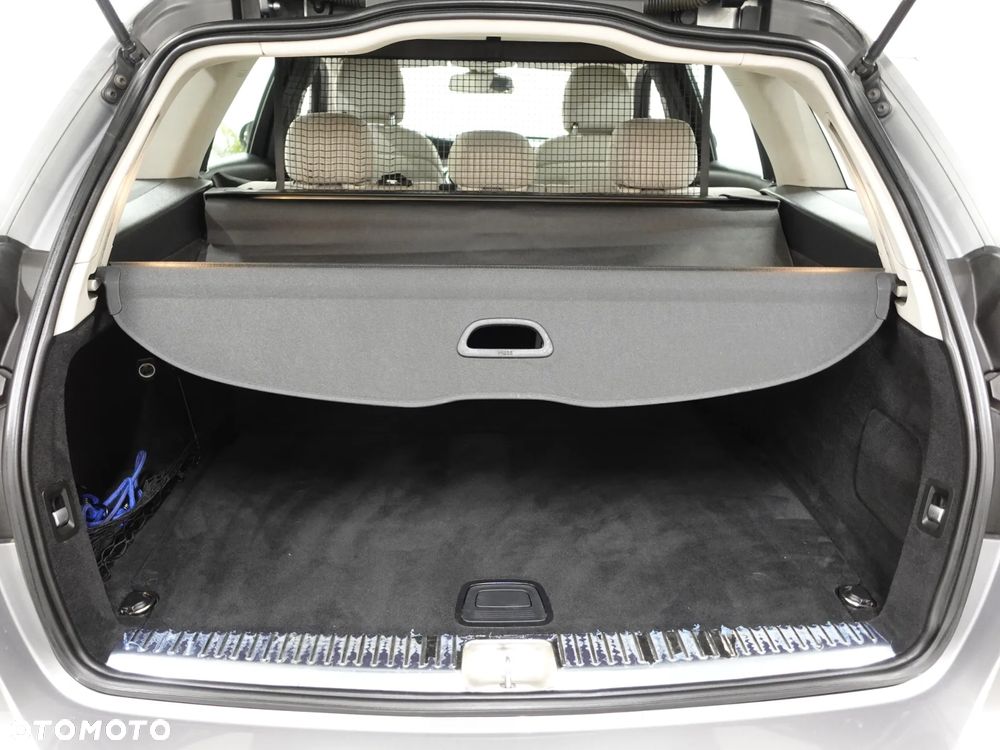 Mercedes-Benz Klasa C 180 (BlueTEC) d - 25