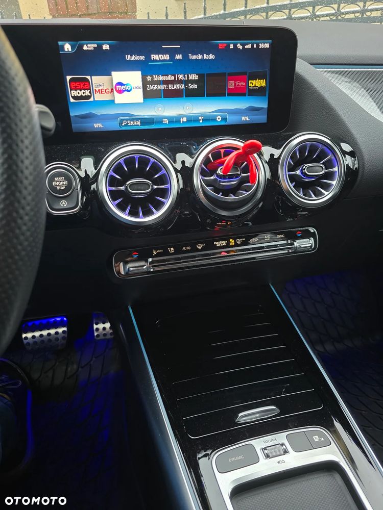 Mercedes-Benz GLA 220 d 4-Matic AMG Line - 9