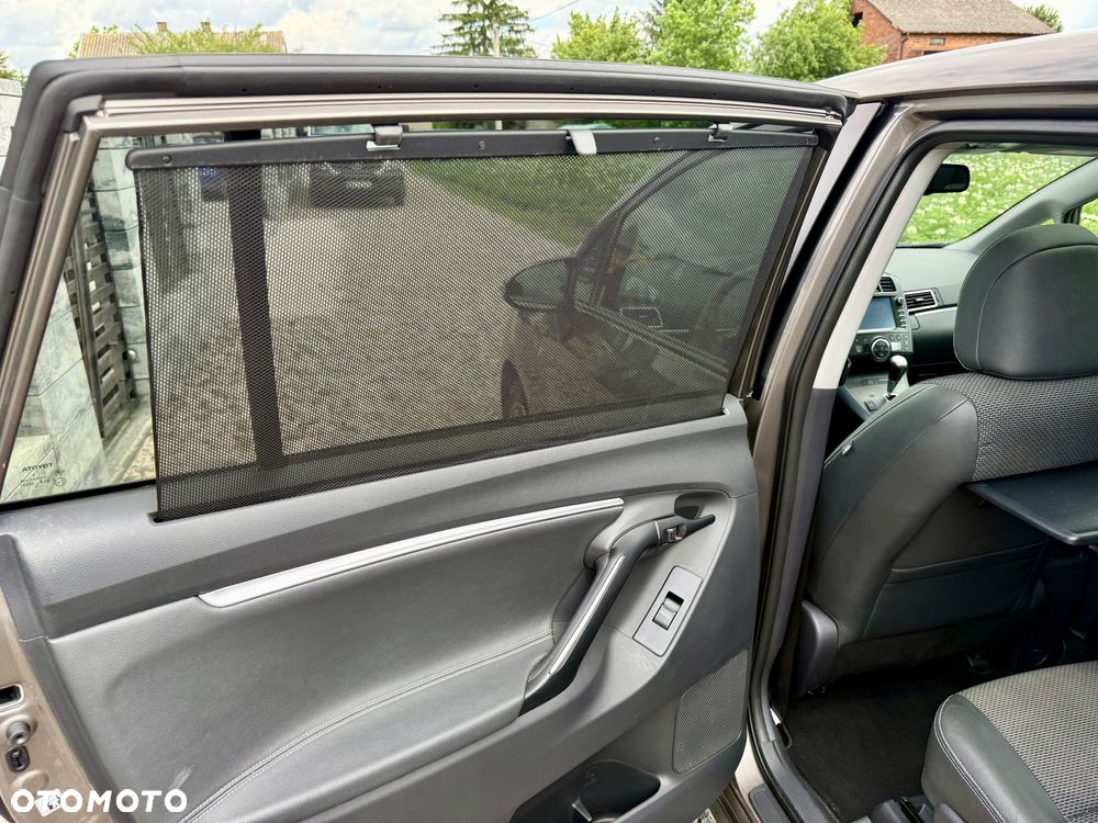 Toyota Verso 1.8 Prestige MS EU6 - 32