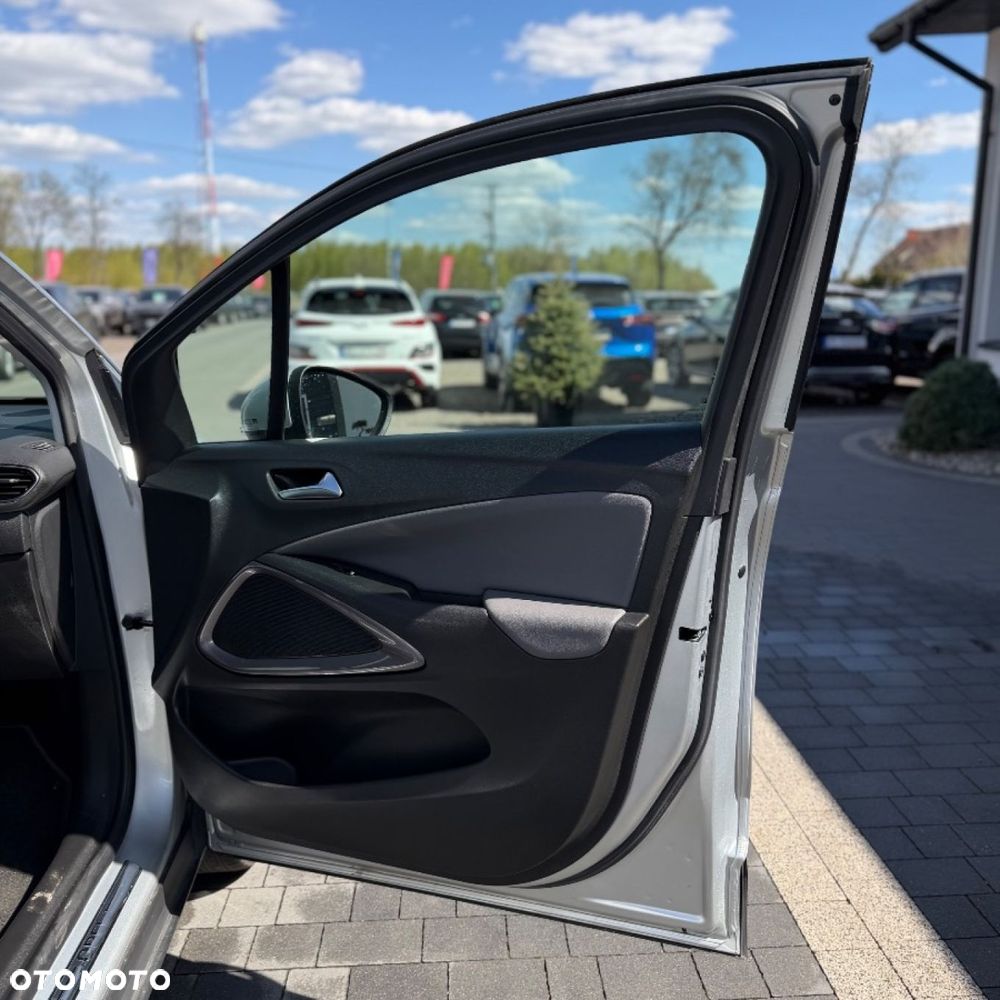 Opel Crossland X - 32