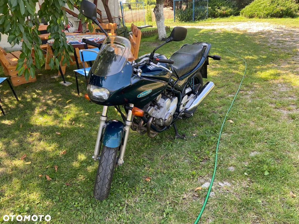 Yamaha XJ - 4
