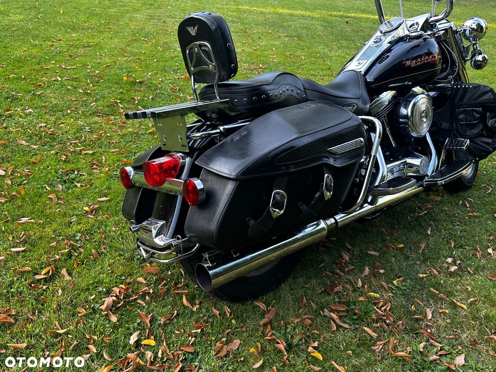 Harley-Davidson Touring Road King - 16