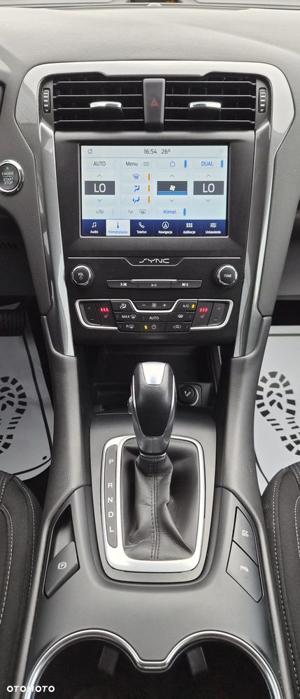Ford Mondeo 2.0 Hybrid Titanium - 29