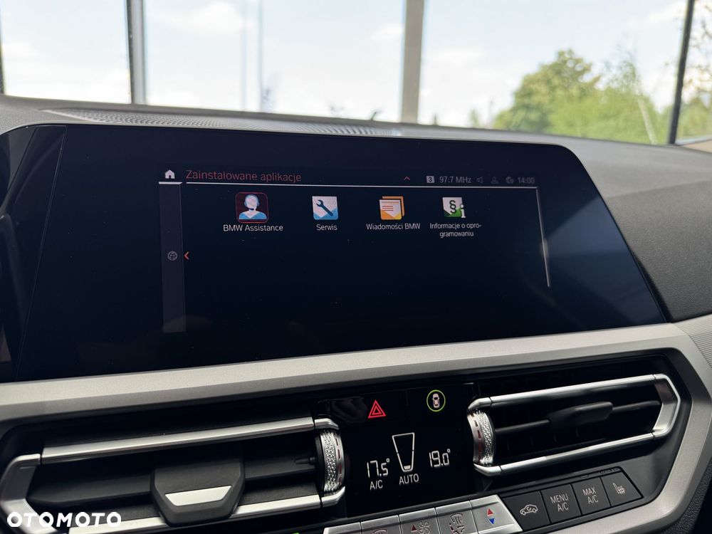 BMW Seria 3 318i Advantage - 34
