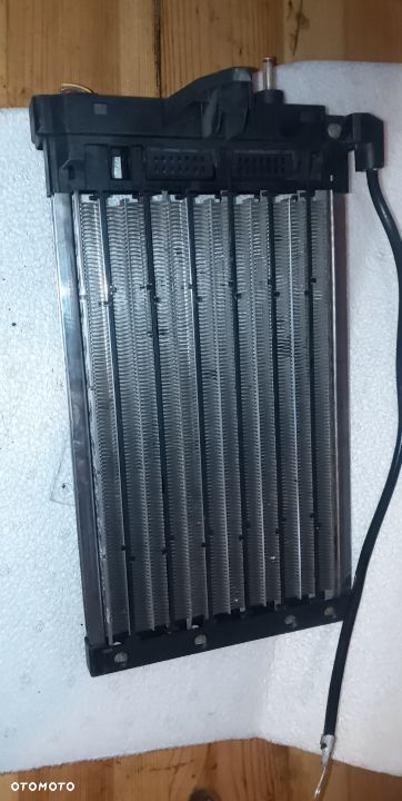 NAGRZEWNICA ELEKTRYCZNA BMW E90  0134100239 - 1
