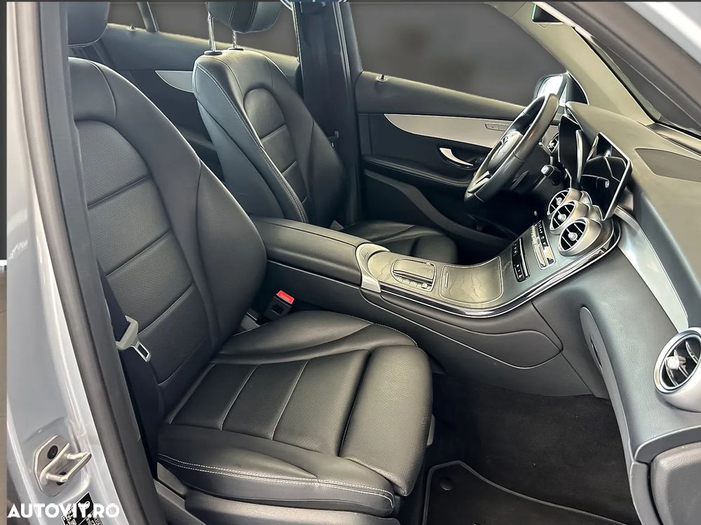 Mercedes-Benz GLC 300 de 4Matic 9G-TRONIC - 15