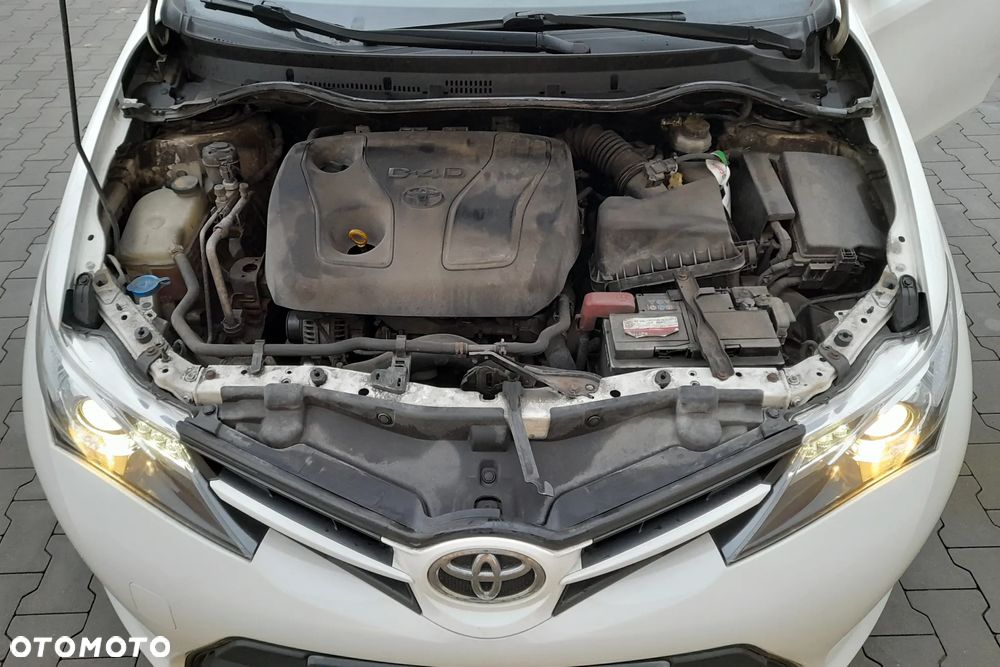 Toyota Auris 1.4 D-4D Life - 8
