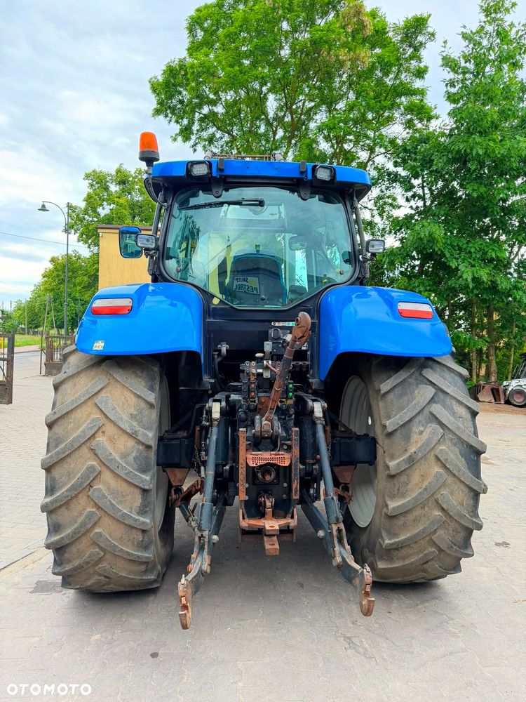 New Holland T 7050 - 24