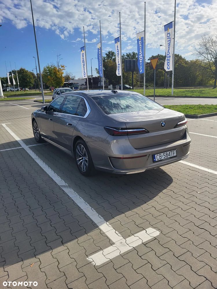 BMW Seria 7 - 7