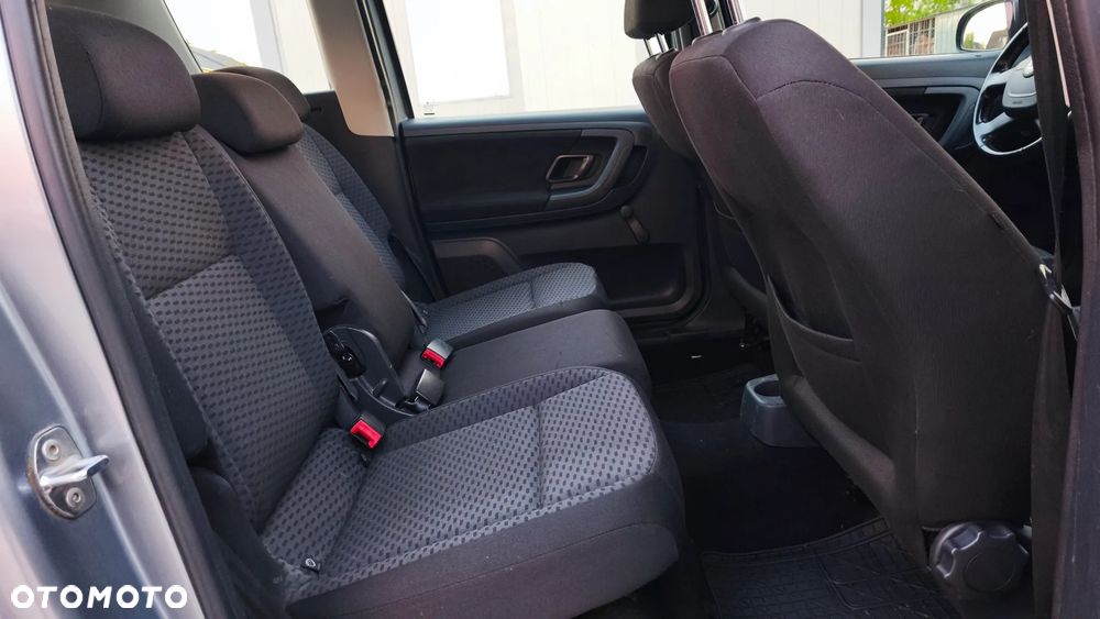 Skoda Roomster - 33