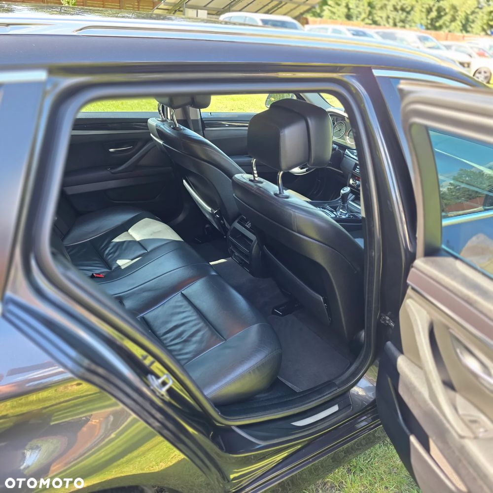 BMW Seria 5 520d Luxury Line - 17