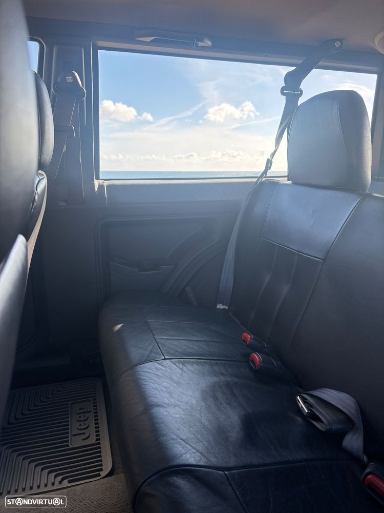 Jeep Cherokee 2.5 TD Base - 33