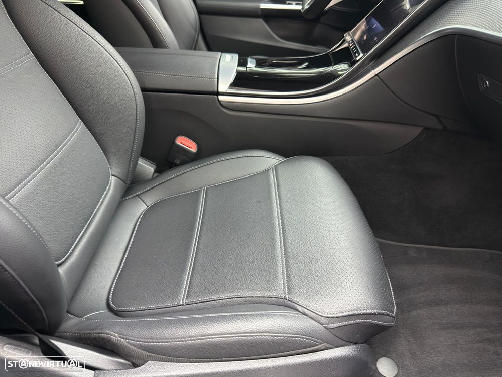 Mercedes-Benz C 300 e Avantgarde - 55