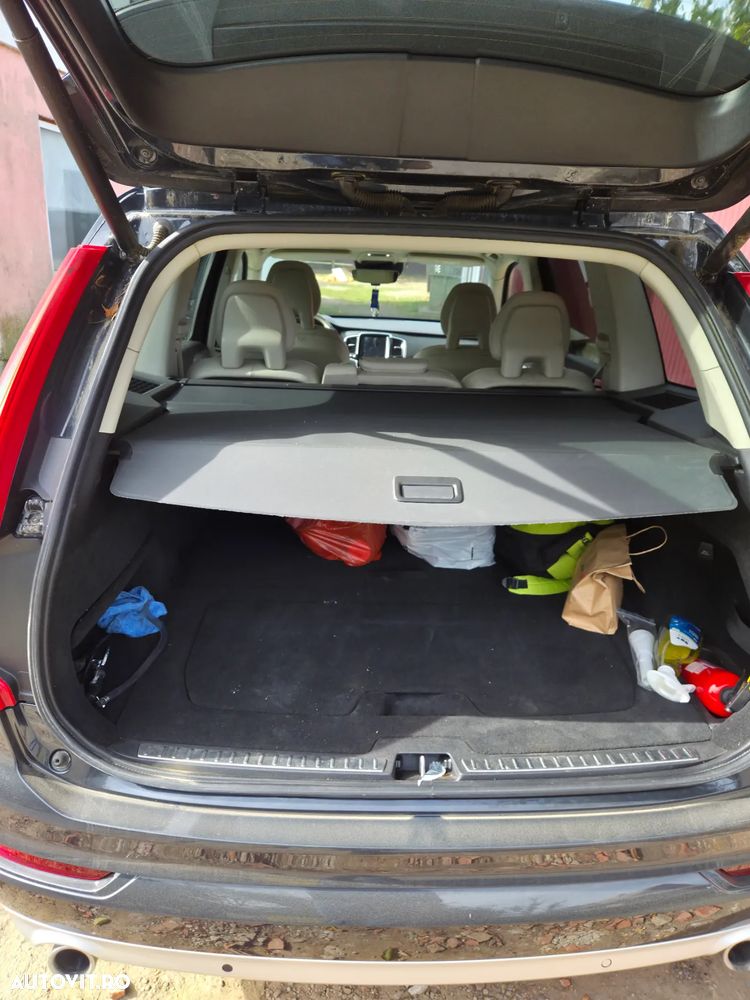 Volvo XC 90 B5 D AWD Geartronic Momentum - 9