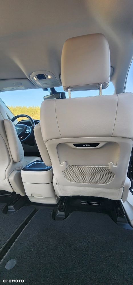 Chrysler Pacifica - 18