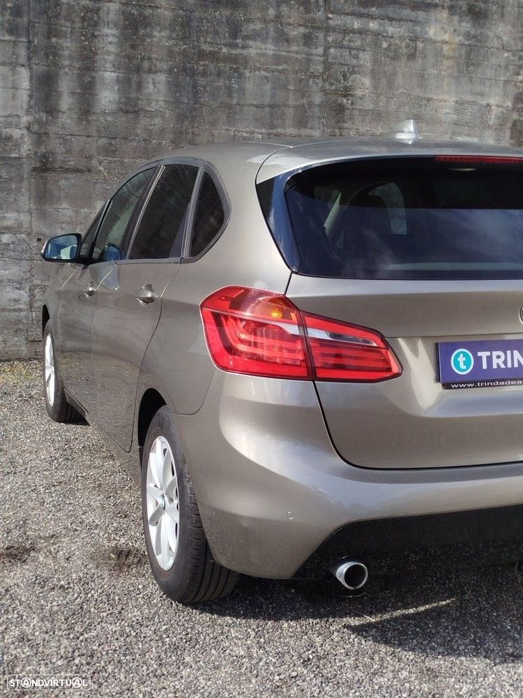 BMW 216 Active Tourer d Luxury Line - 12