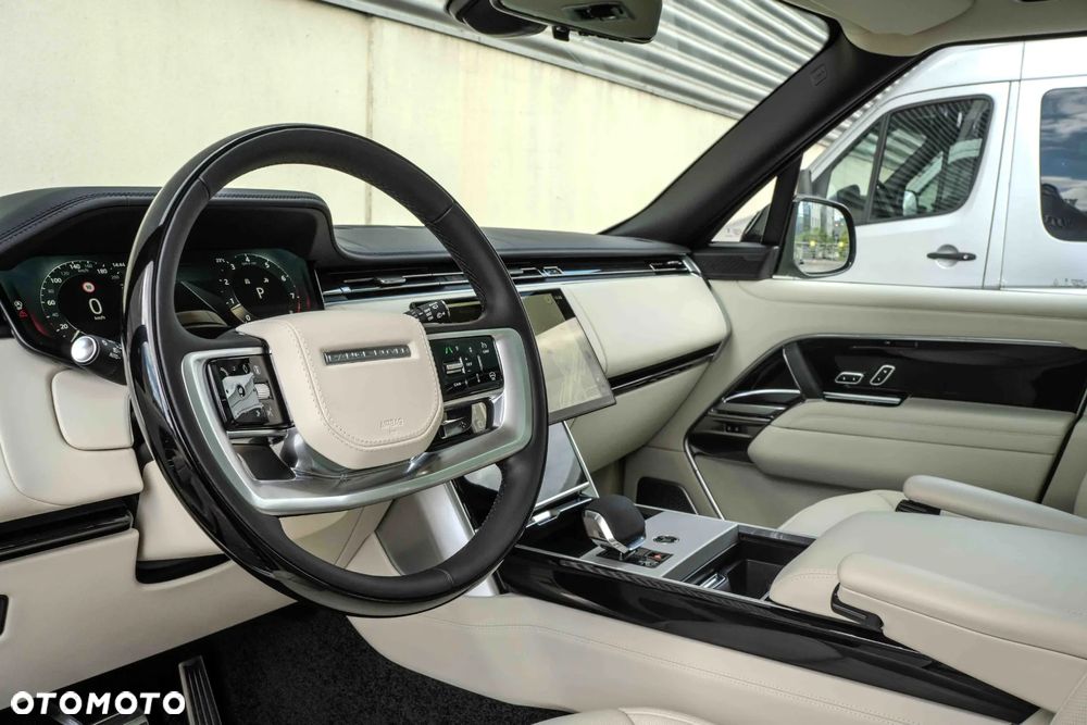 Land Rover Range Rover 4.4 V8 P535 Autobiography - 13