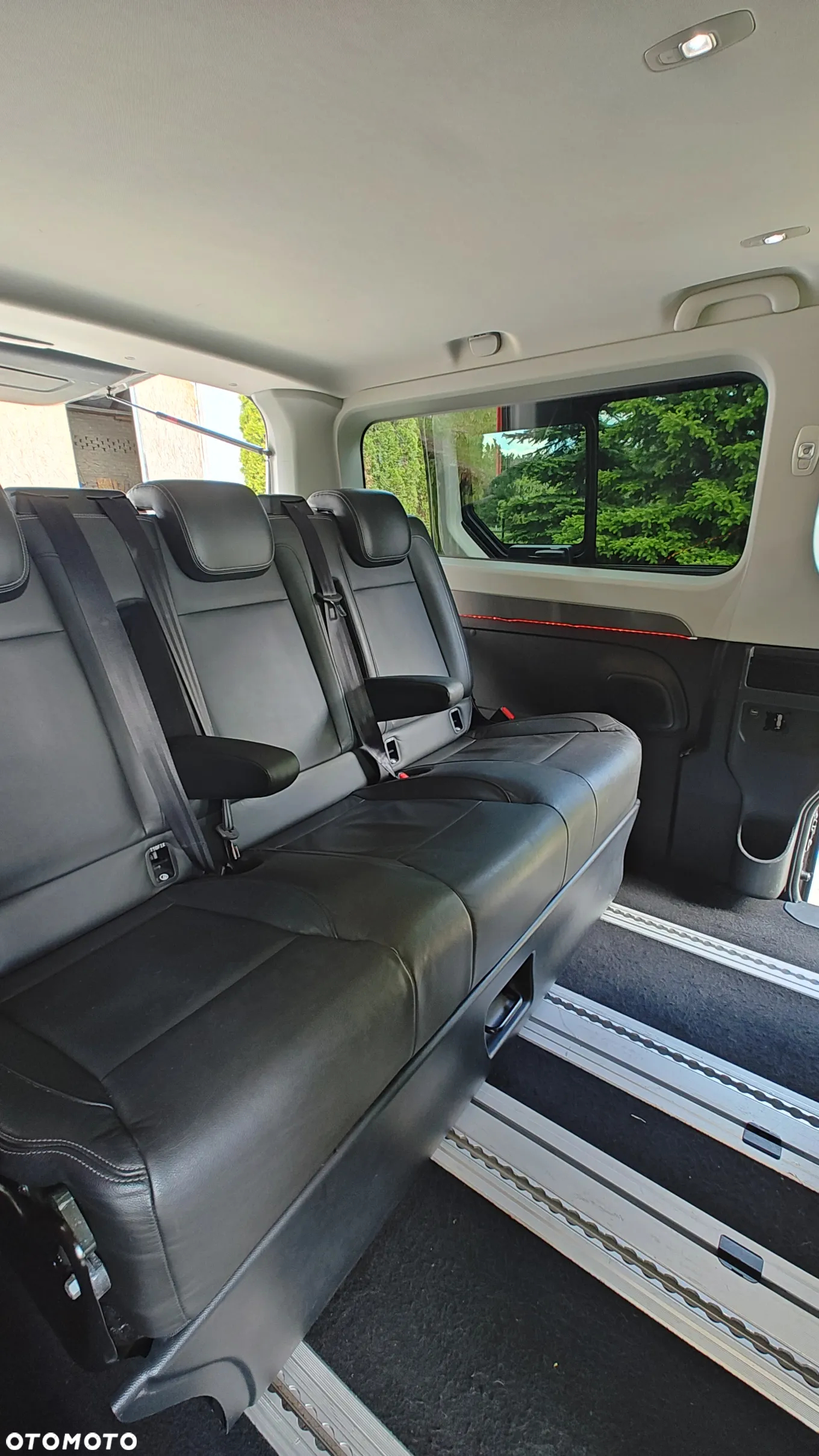 Renault Trafic Grand SpaceClass 2.0 dCi - 13