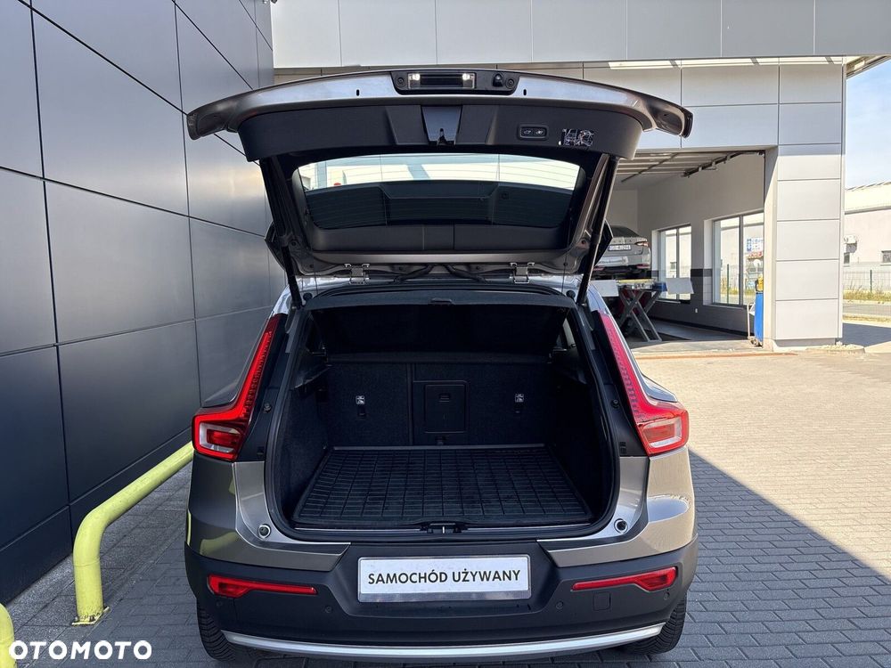Volvo XC 40 T3 Inscription - 32