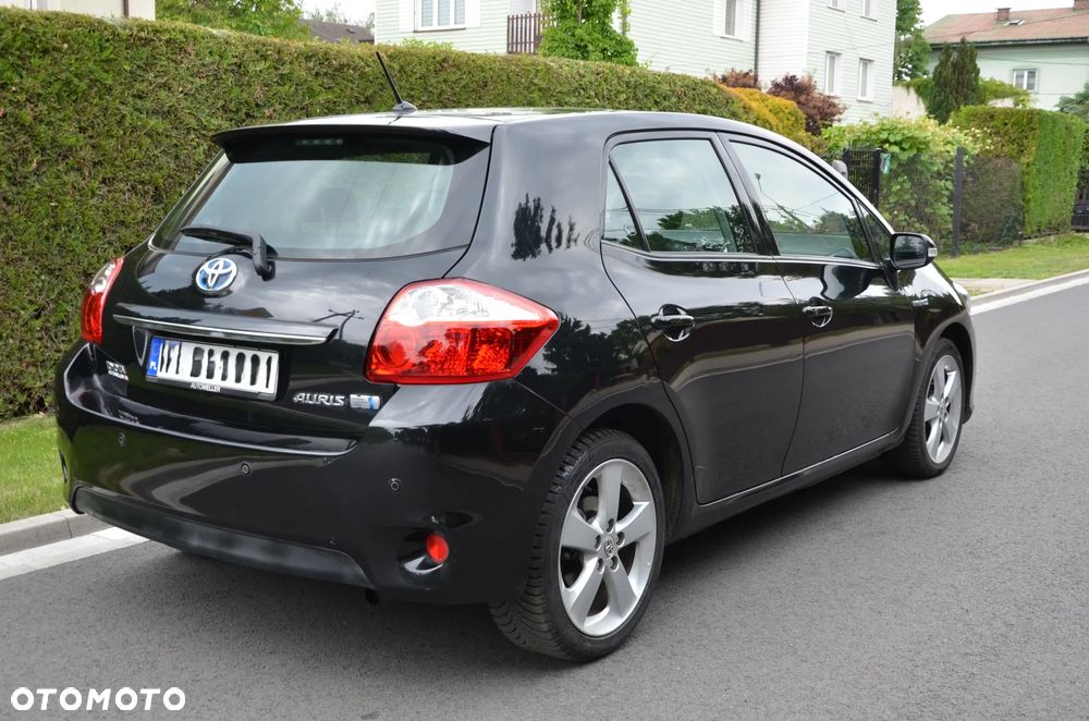 Toyota Auris - 11