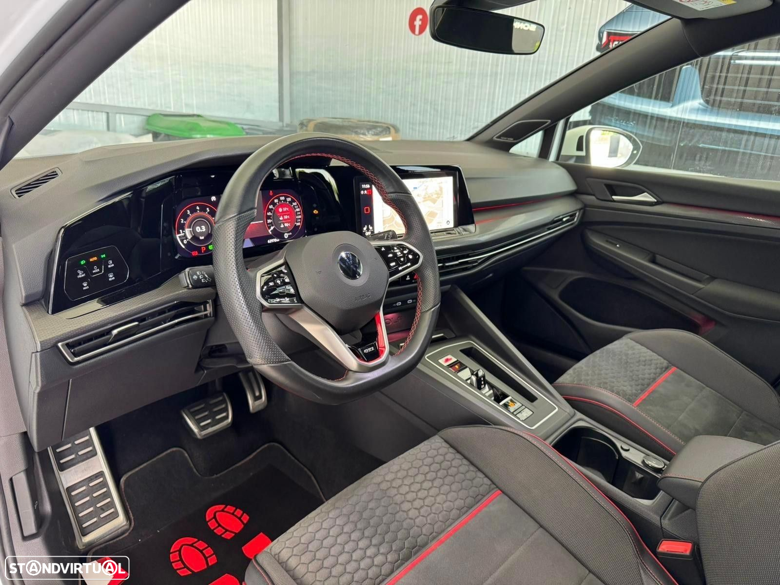 VW Golf 2.0 TSI GTI Clubsport DSG - 11