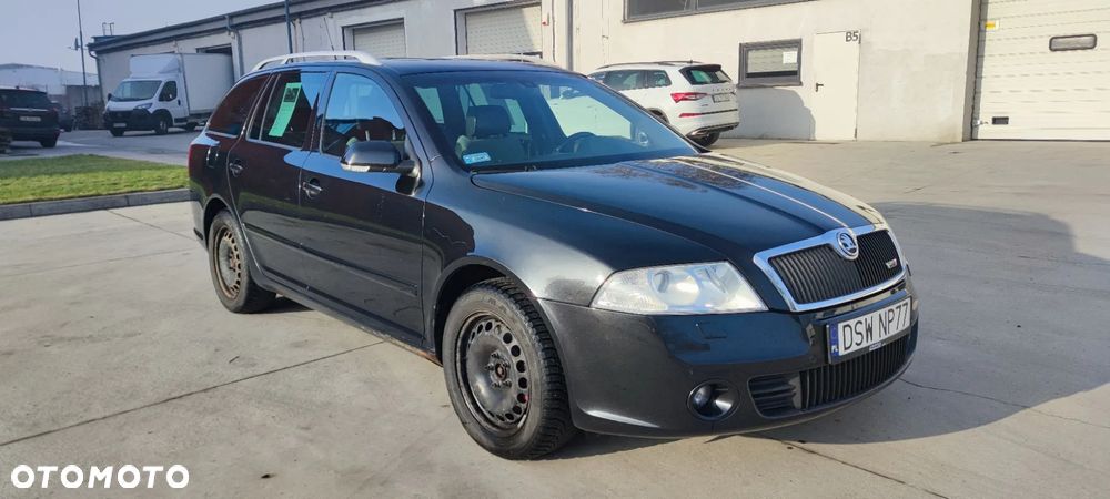 Skoda Octavia 2.0 TDI DPF RS - 3