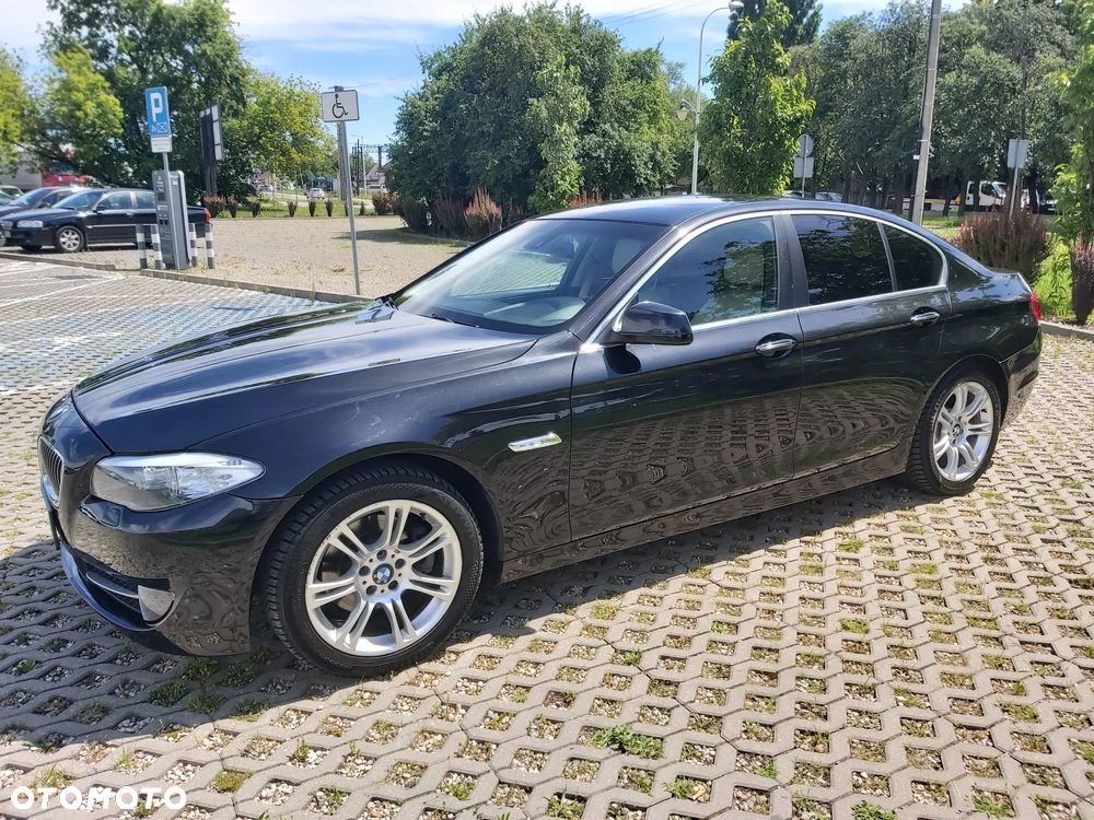 BMW Seria 5 520d Special Edition - 1