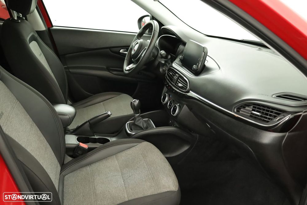 Fiat Tipo Cross 1.0 GSE T3 - 20