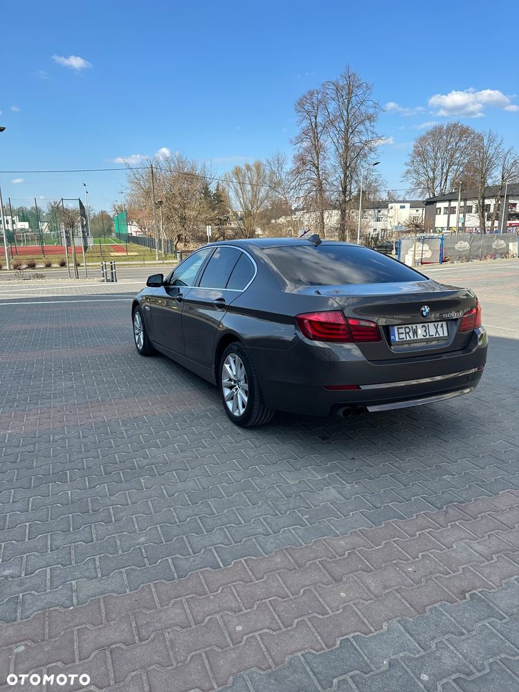 BMW Seria 5 520d - 5