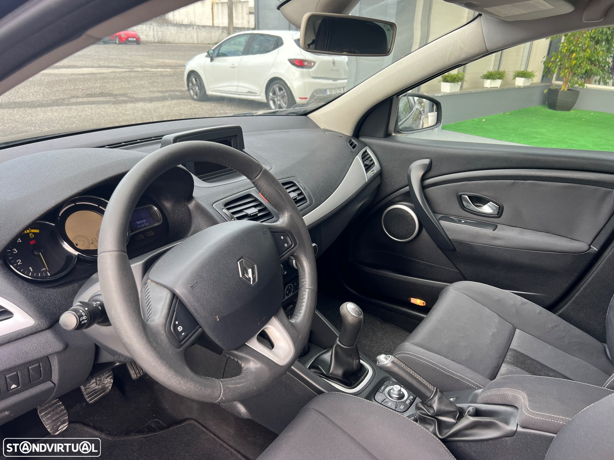 Renault Mégane 1.5 dCi Dynamique - 9