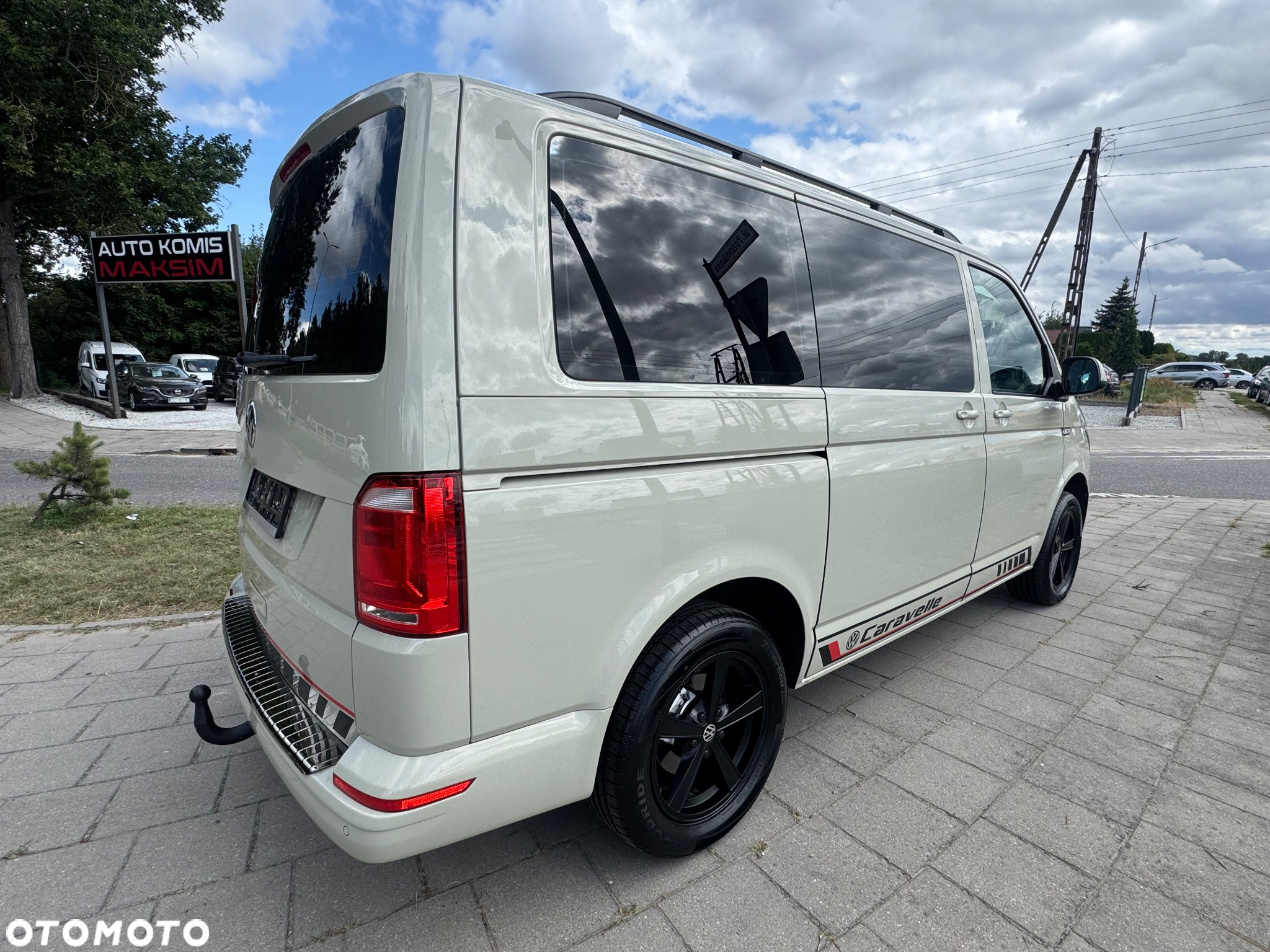 Volkswagen Caravelle 2.0 TDI L1 Highline - 10