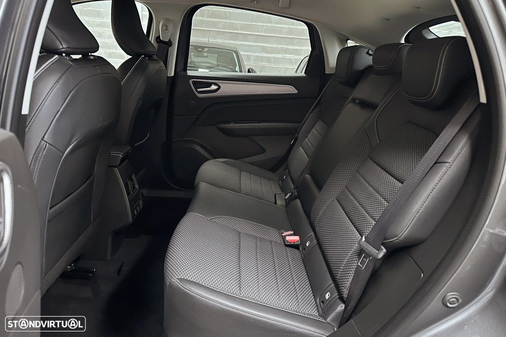 Renault Arkana TCe Mild Hybrid 140 EDC Techno - 42