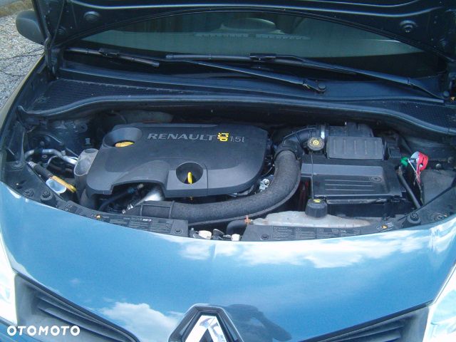 Renault Clio - 21